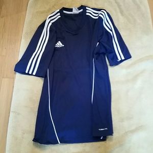 ADIDAS T SHIRT